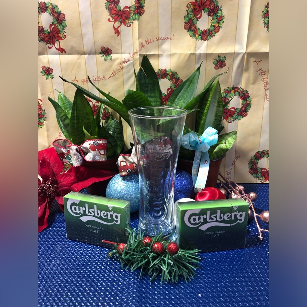 Carlsberg Set- Pilsner Glass & 2 Decks of Cards BNWT